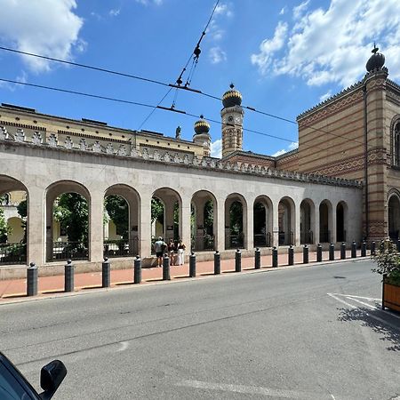 Central Cozy & Dream Home Next To The Famous Synagogue Budapest Exterior photo